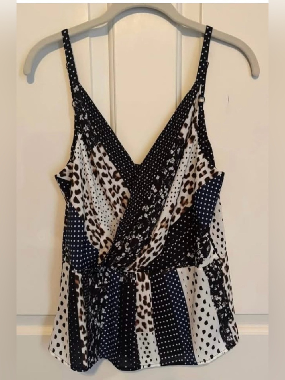 CAbi 3787 Cross Over Cami